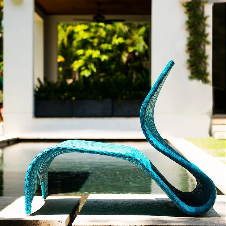 Mia Lounge Chair
