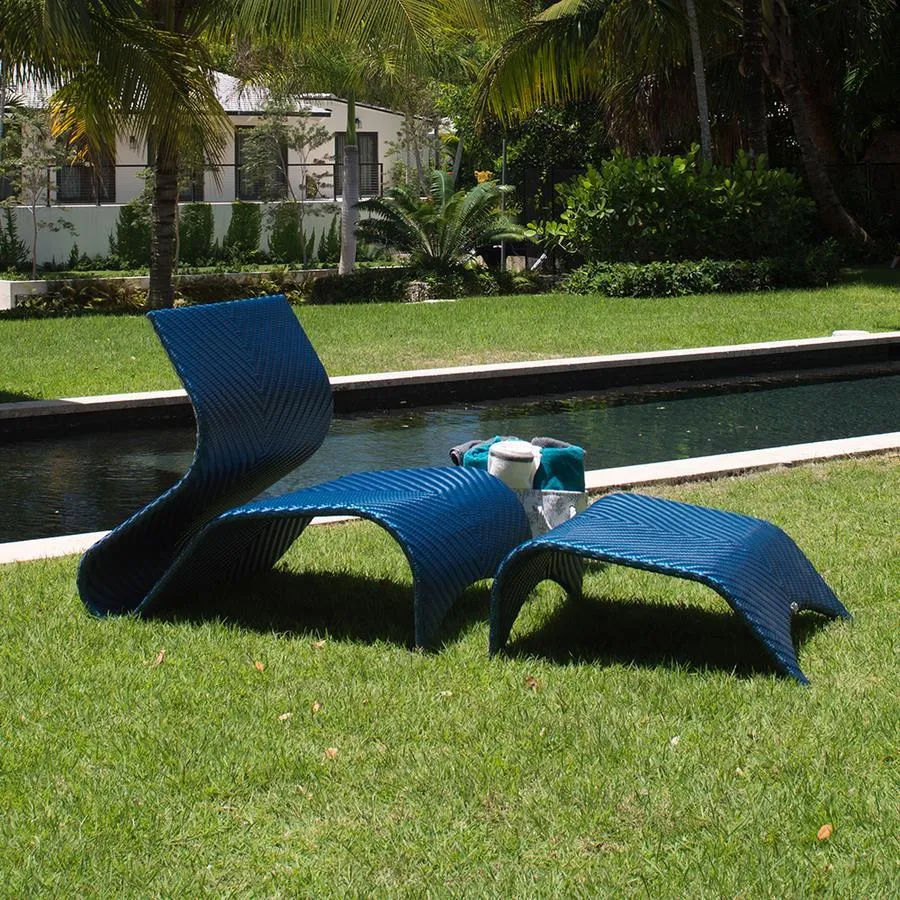 Mia Lounge Chair