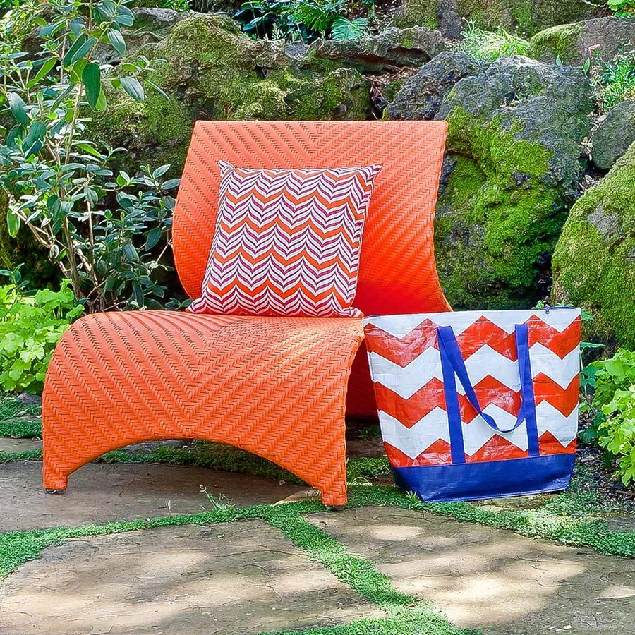 Mia Lounge Chair