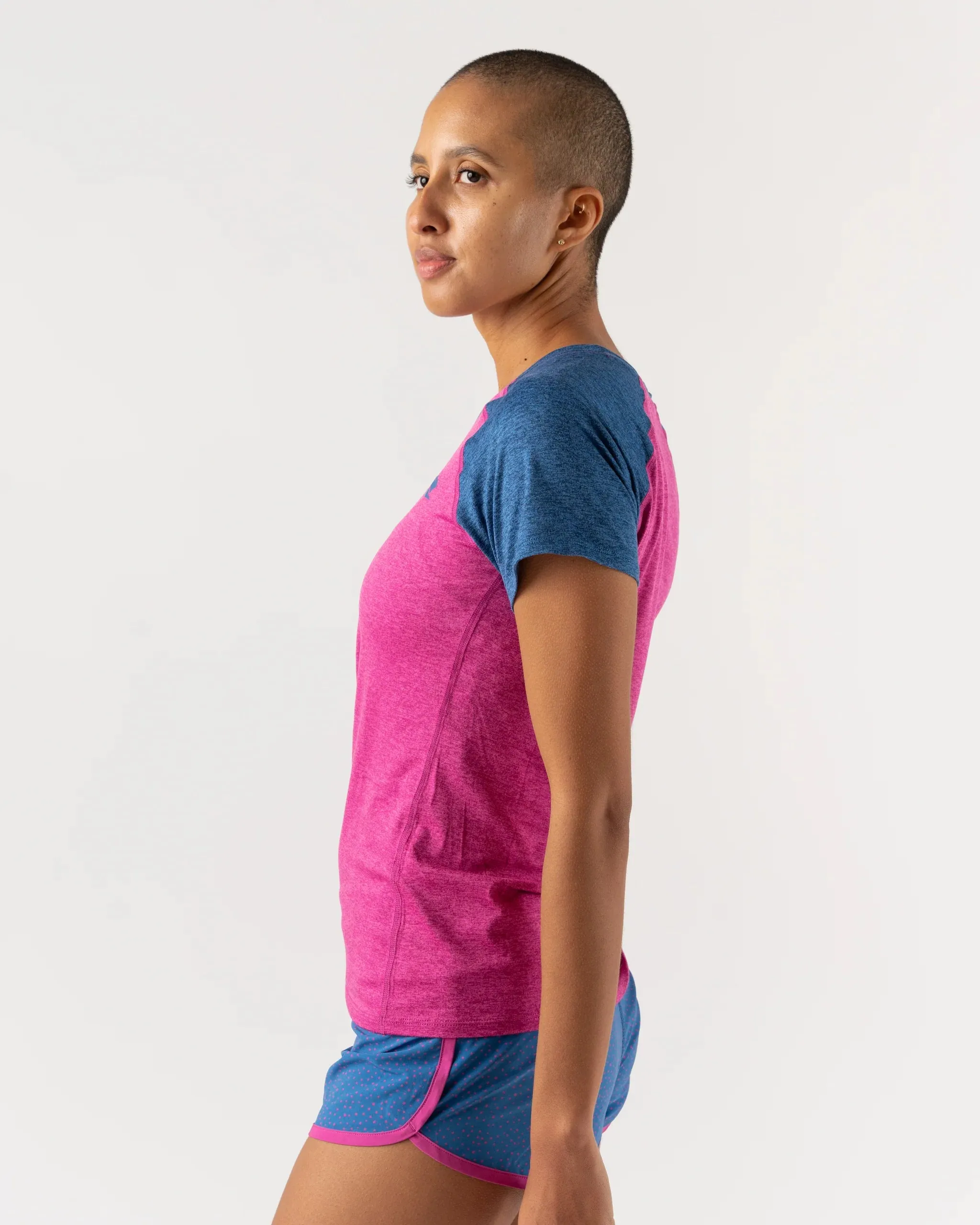 rabbit | EZ Tee SS | Women's | Festival Fuschia